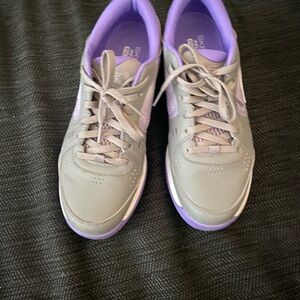 Skechers Women's Gray and Lavender Sneakers